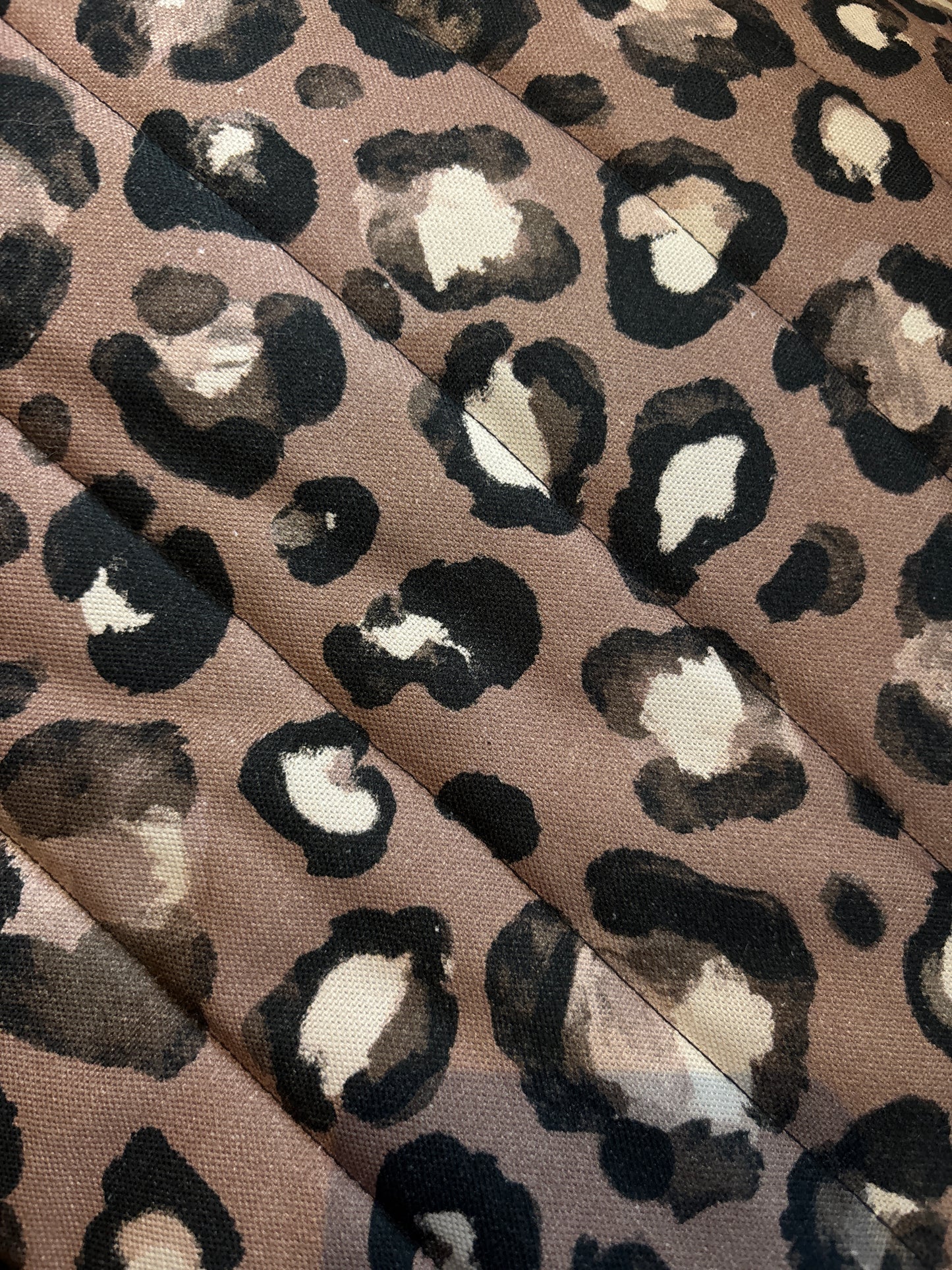 Tote: Laura