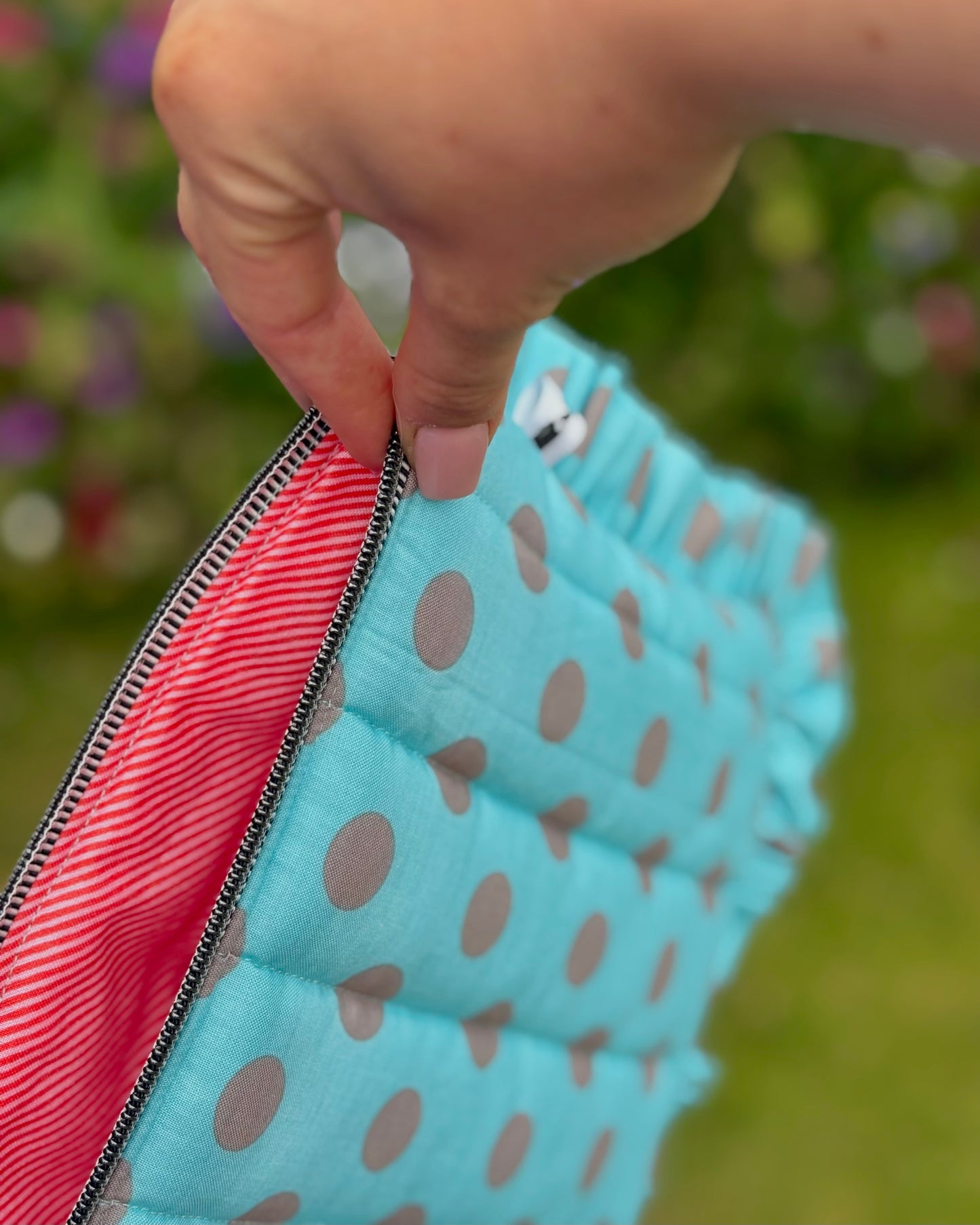 11” Frilly: Sky Blue & Grey Polka