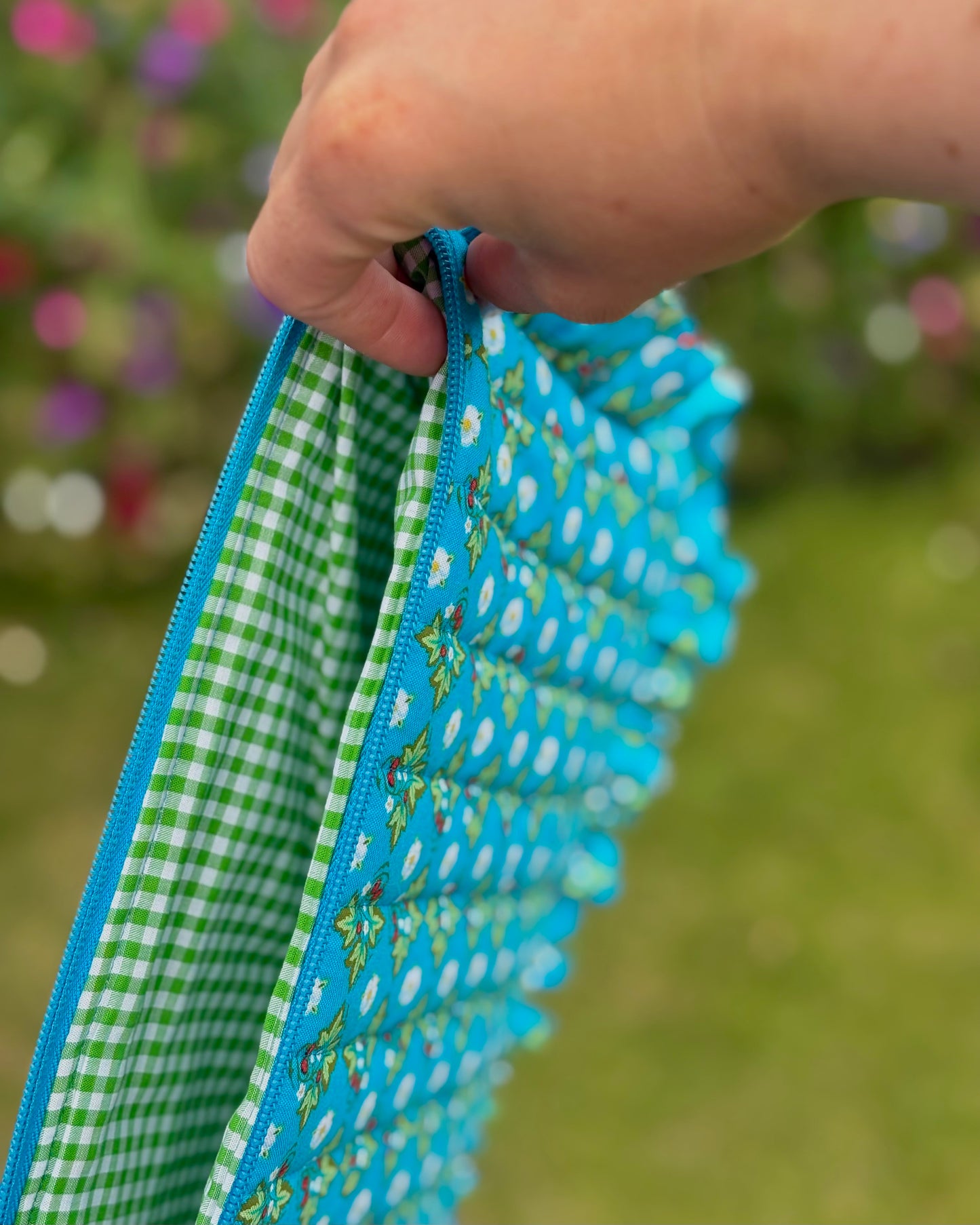 11” Frilly: Botanical Blue